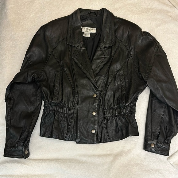 Vtg Maggie Lawrence Jacket Womens
Motorcycle Punk Pop 80s Leather
Cinched waist - Picture 1 of 16